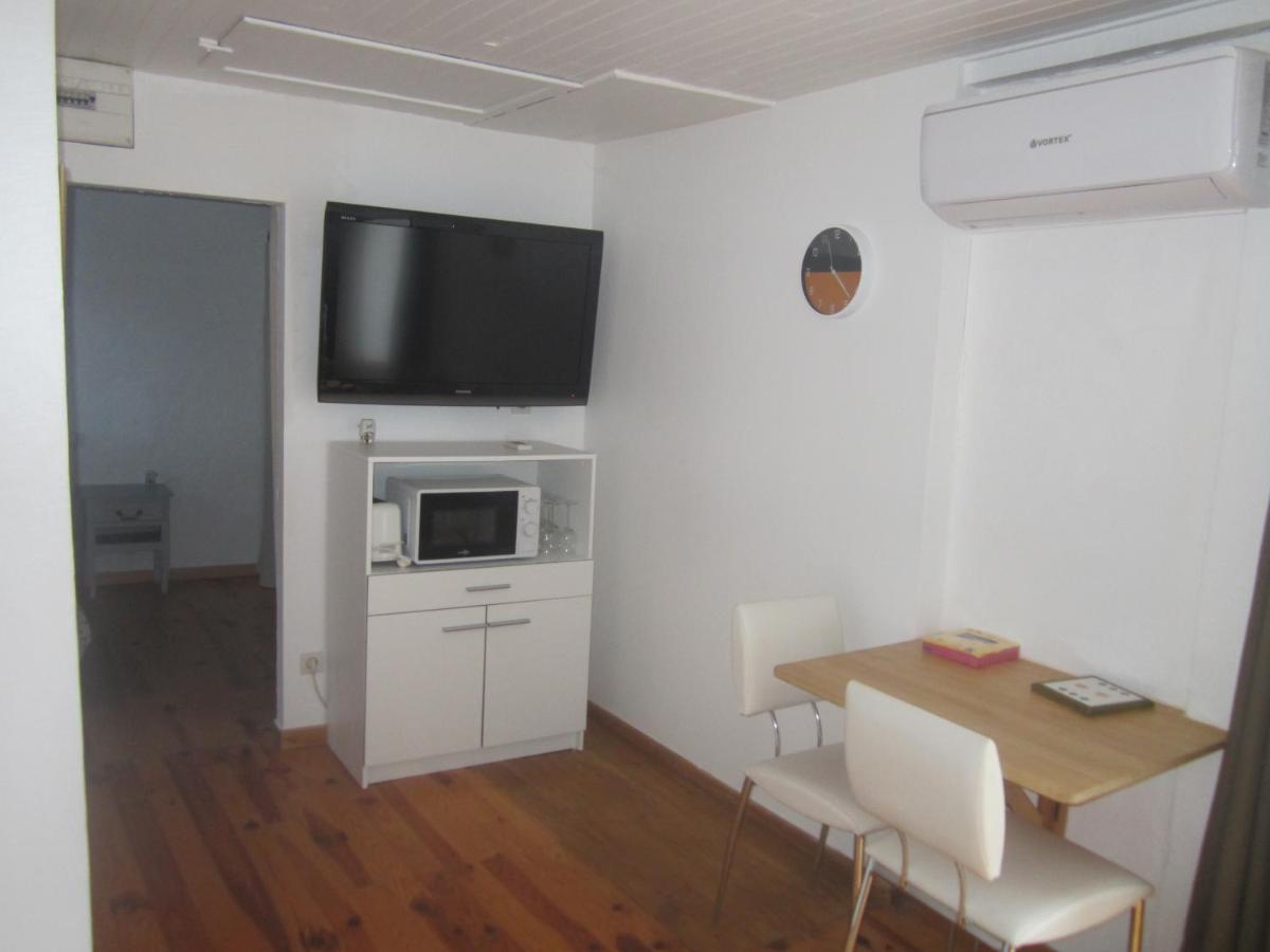 Apartamento Studio Avec Piscine Sur 3000 Metres De Terrain Marcorignan Exterior foto